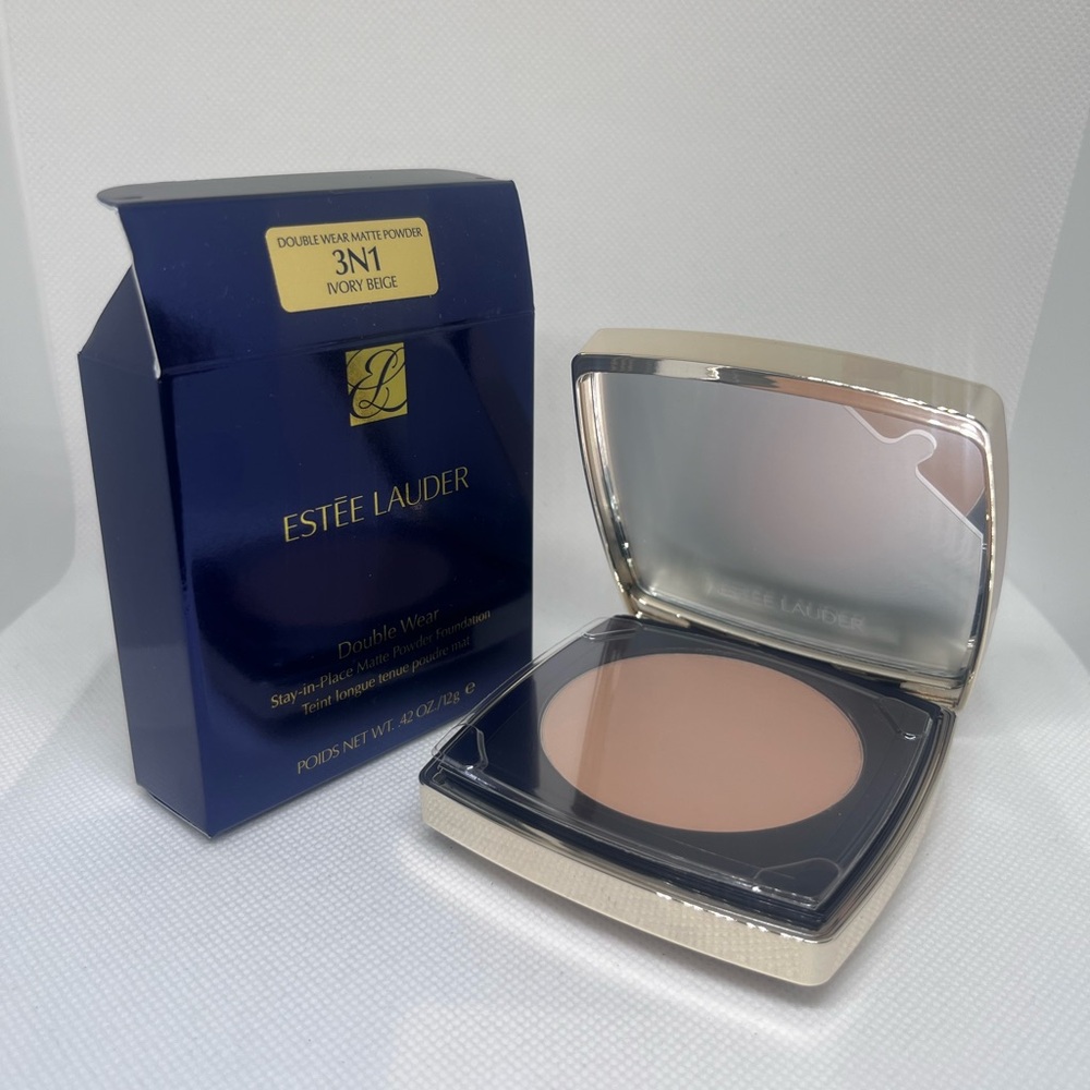 New 3N1 IVORY BEIGE ESTÉE LAUDER Double Wear
Matte Powder Foundation
